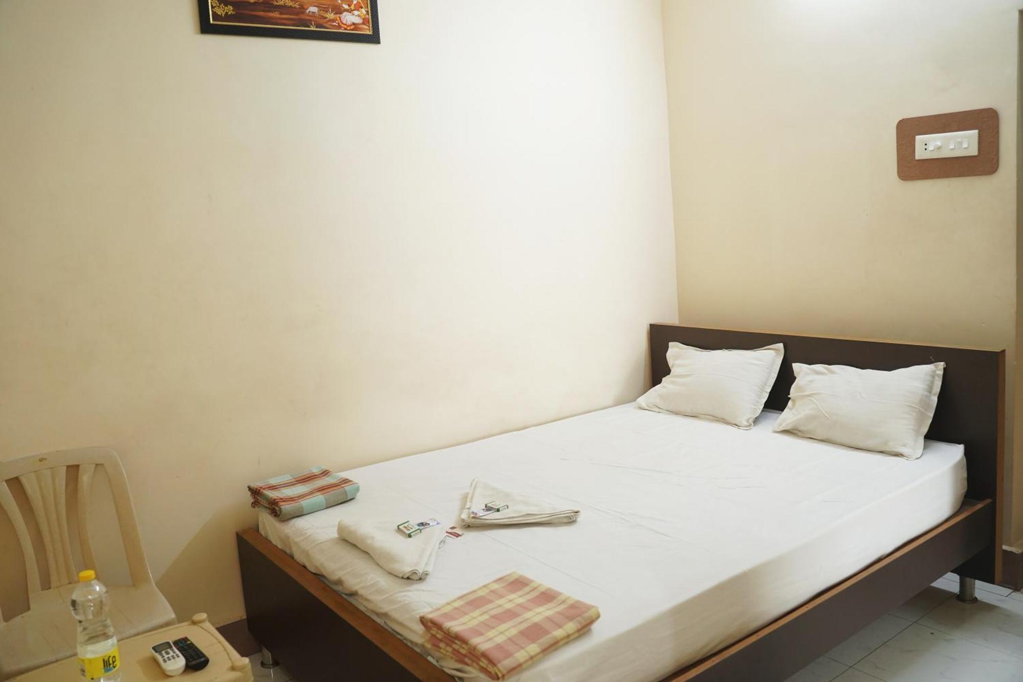 Sowmya Lodge Tiruchirappalli المظهر الخارجي الصورة